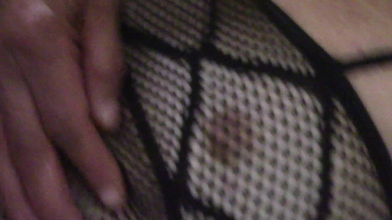 Creampiekaty: Gorąca MILF zabija grupę