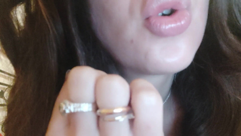 savannahamatoriale: I spit, burps and humiliate you