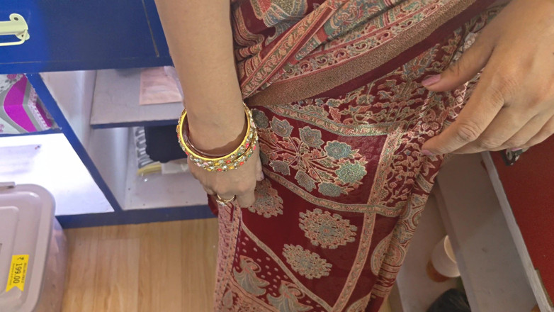 Sexy baby girl: Bhabhi Sucked My Dick in Exchange for Bra and Panty...