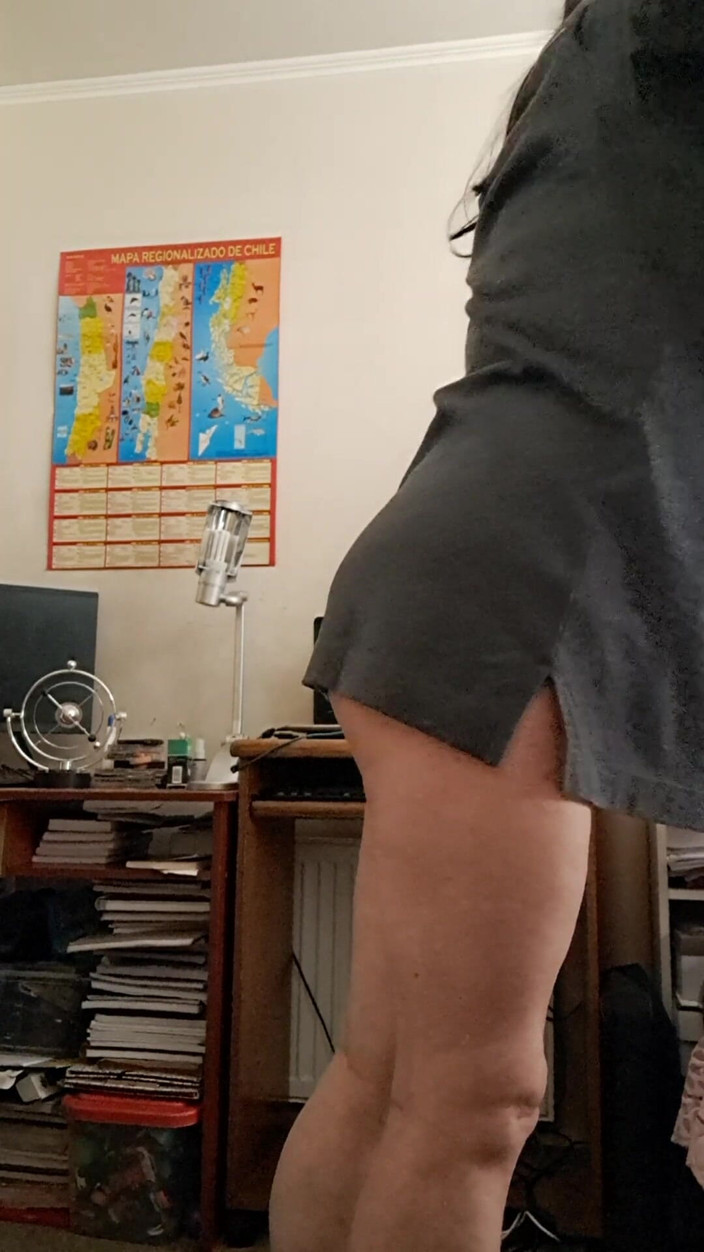 Mommy big hairy pussy: Mami-gamer sexy