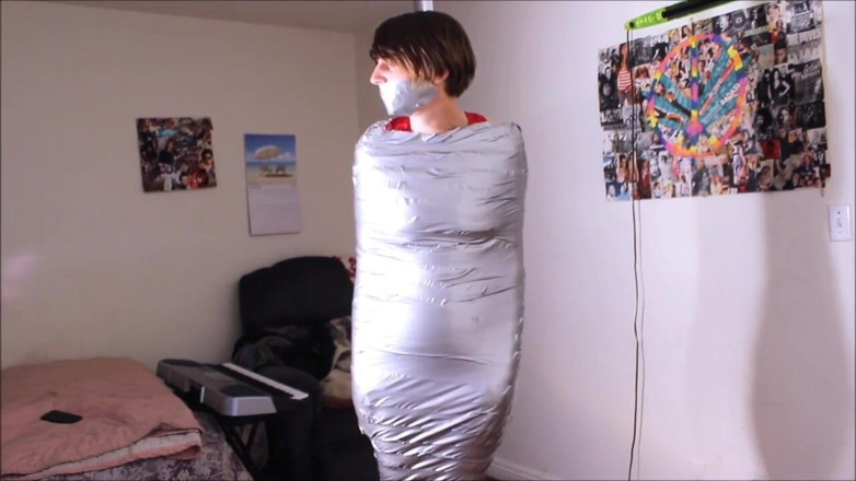 Selfgags classic: Caught in Wraptivity!