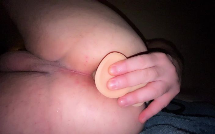 Bubble butt sluts: Pumping up My Pussy Till It Pops!