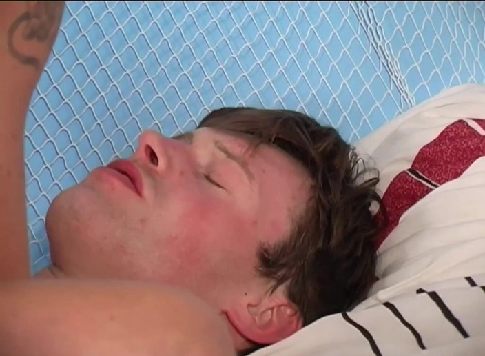 Boys boyz: Twink Love, 2 mecs gays se baisent le cul, creampie mutuel,...