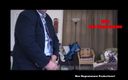 Max Magnummann: Hung Businessman Flies Solo HD