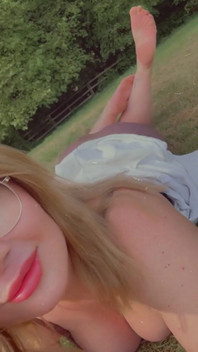 天然巨乳美少女