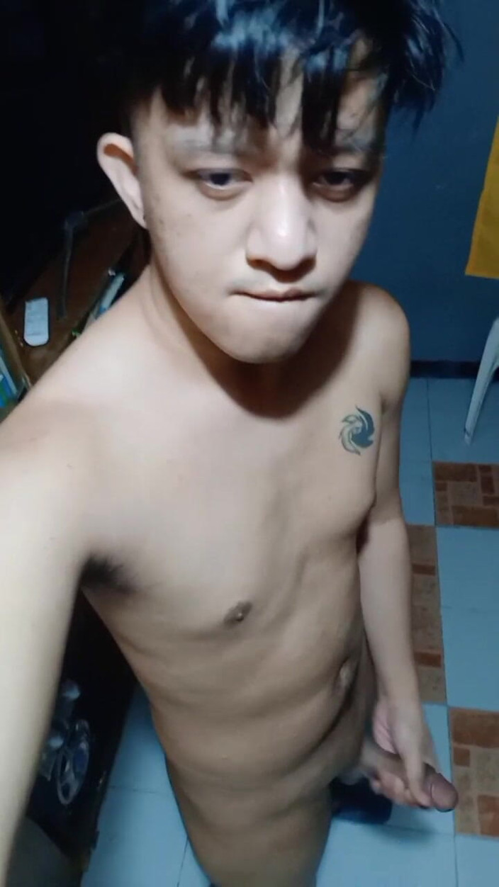 KrakenTwink: Biar saya berikan kepada awak ayah tiri! Pinoy Twink melancap...
