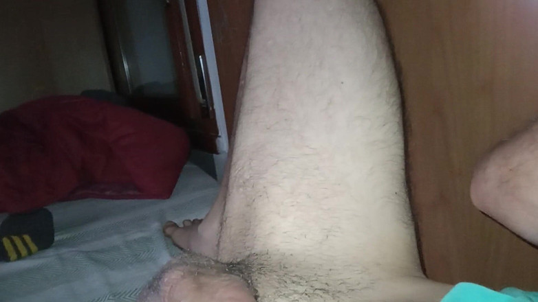 Lo Zborro: Ama sen ne kadar fahişesin? Utanmıyor musun?