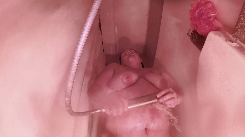 SexyNEBBW: Mandi warna-warni lightshow