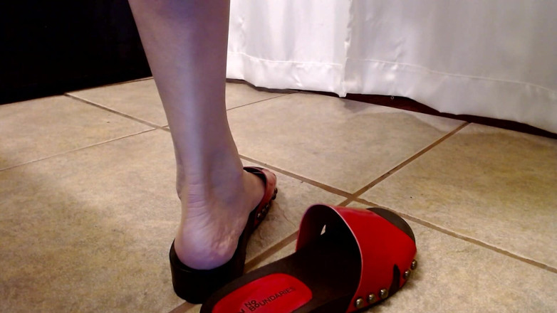 Abby Anna: Summer Slides Shoeplay Sandal Fun