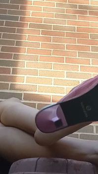 Roze mesh lage hakken bungelend - schoen bengelen deel 12