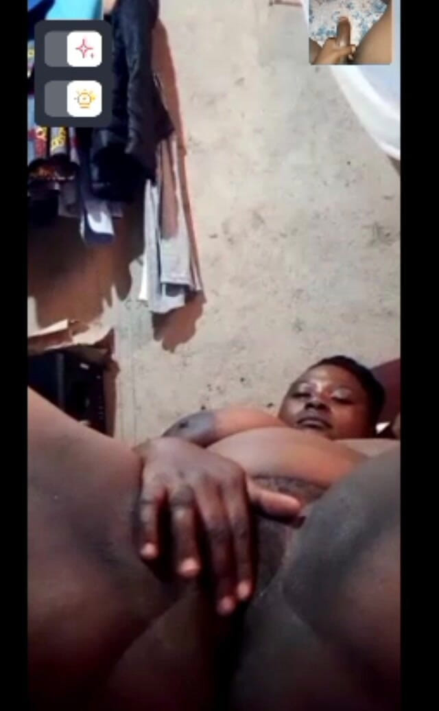 Me and my new slut: हम हमेशा कैमरे पर चुदाई करते हैं