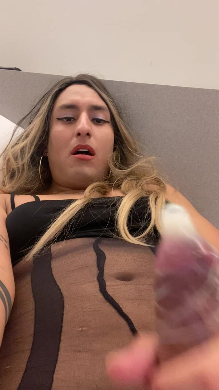 Natalia Valera: Masturbuji a piju vlastní sperma