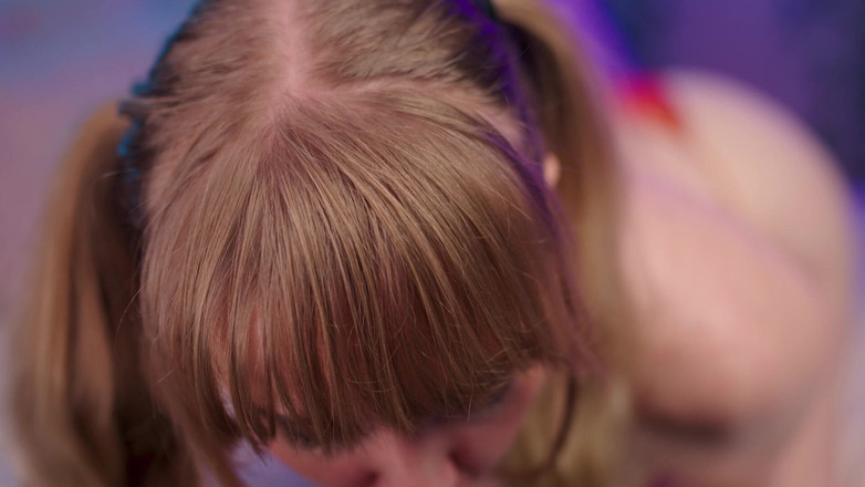 Jolie Lyon: Прием в собственность шлюшки в парке