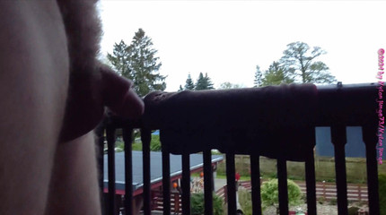 Carmen_Nylonjunge: Vytřeste ranní postel