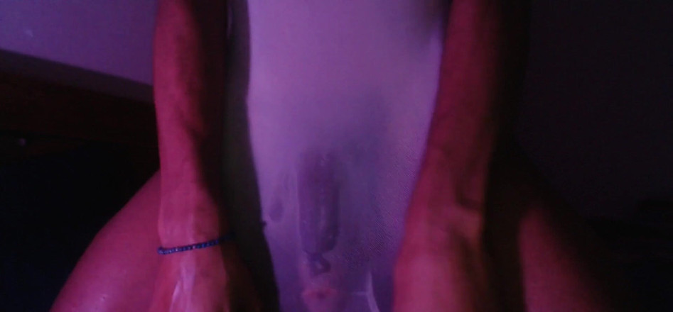 AJ180: Aj180 không thể giấu cô ấy phình ra