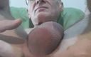 Big uncut hard cock: Arschloch-action