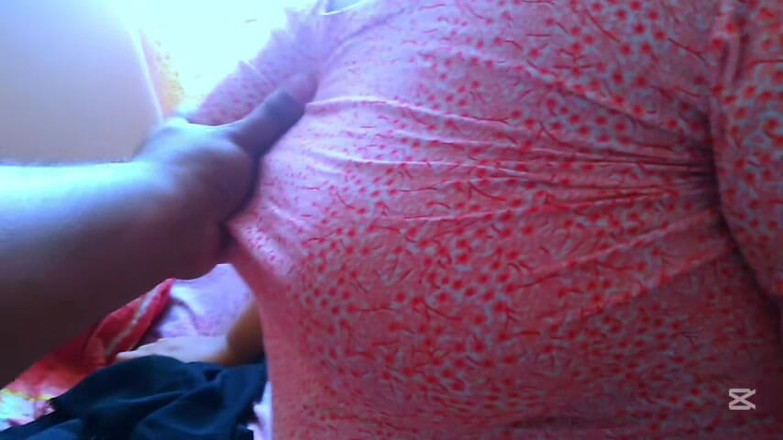 Aria Mia: Awek kolej desi panas 18 tahun yang bertetek besar dari tepi...