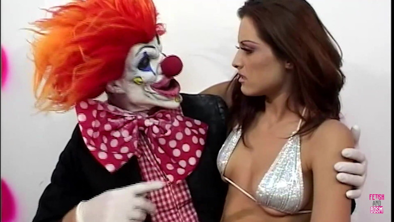 Fetish and BDSM: Thay vì một Kristina Black hiện tại nhận được một bộ...