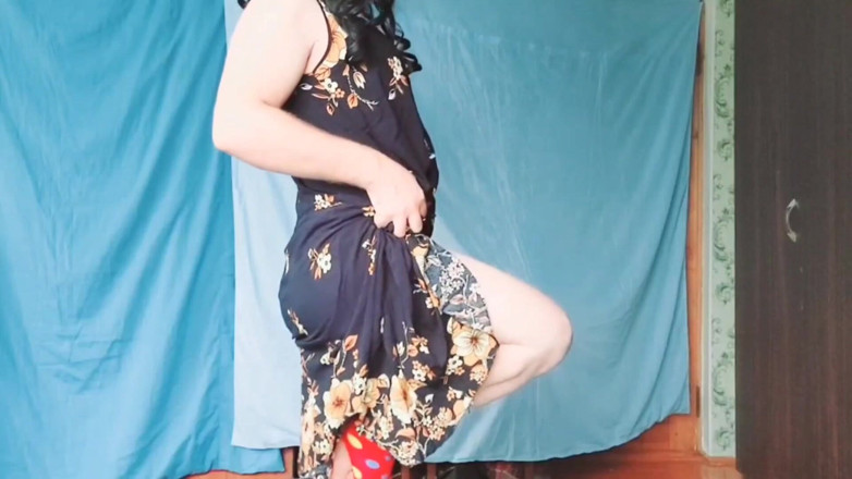 Kitty_Cross: This Femboy Bites (sweetly)
