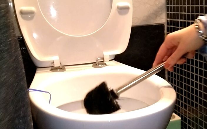 Fuck me like you hate me: Cleaning the Toilet Bowl Can Be Tiring