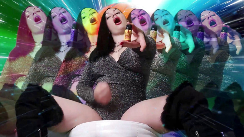 Goddess Misha Goldy: Prudență!!! Cu cât adulmeci mai mult cu atât ești mai...