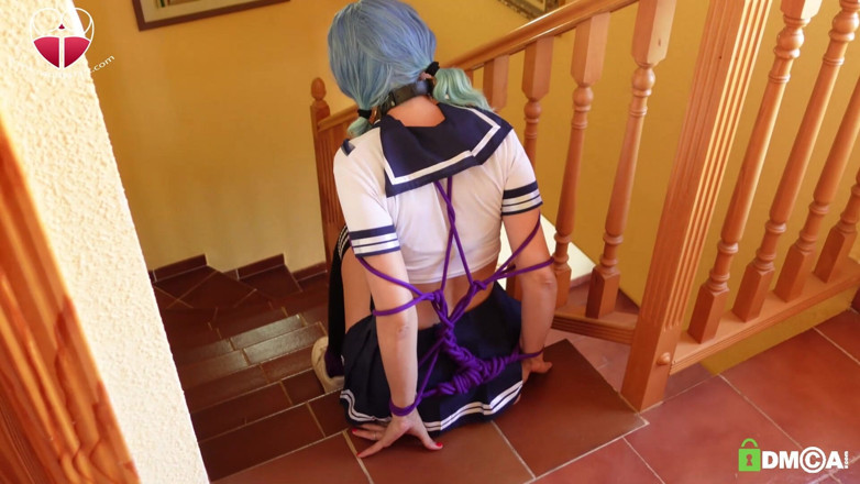 Candystart Videos: Bondage, försöker fly