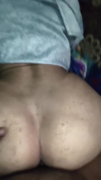 Girlfriend to His House and Has Sex with Her on the Couch When Her Family Isn't Home Calls His Girlfriend to His House