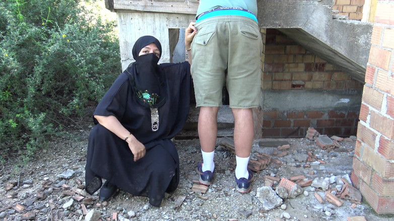 Souzan Halabi: カッコウ・ハズバンド