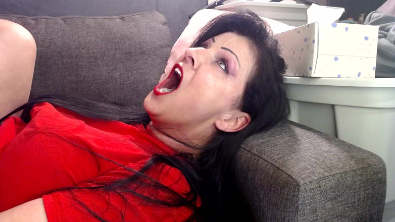 Abby Anna: Laying Down so Tired Yawn Time