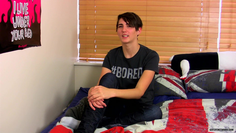 Teach Twinks: Emo Boy Shoots His Load