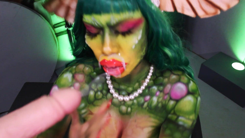 Little Puck: Gremlins | Mẹ quái vật yêu U!! Greta Cosplay