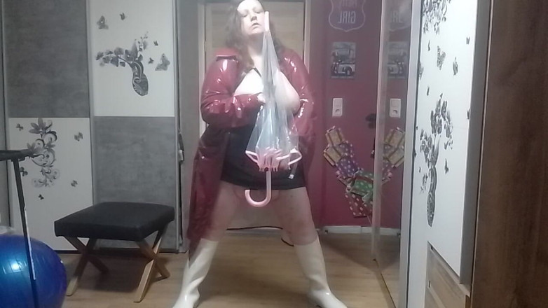 tammara big: Сьогодні оббризкай мене на парасолю