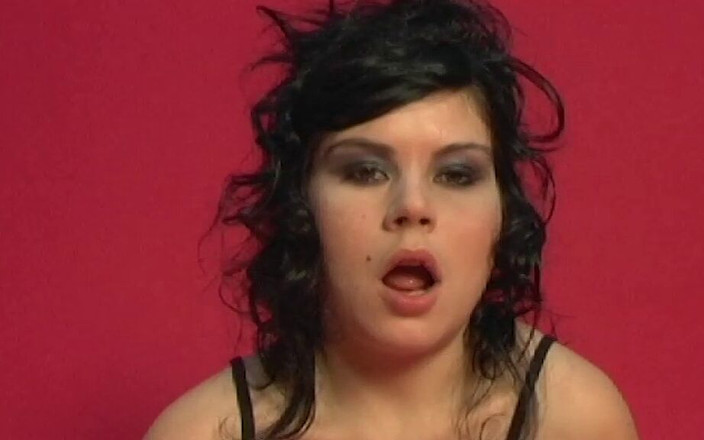 Tabu Film: चार विशाल dildos एक एकल प्यारा किशोर पर ले