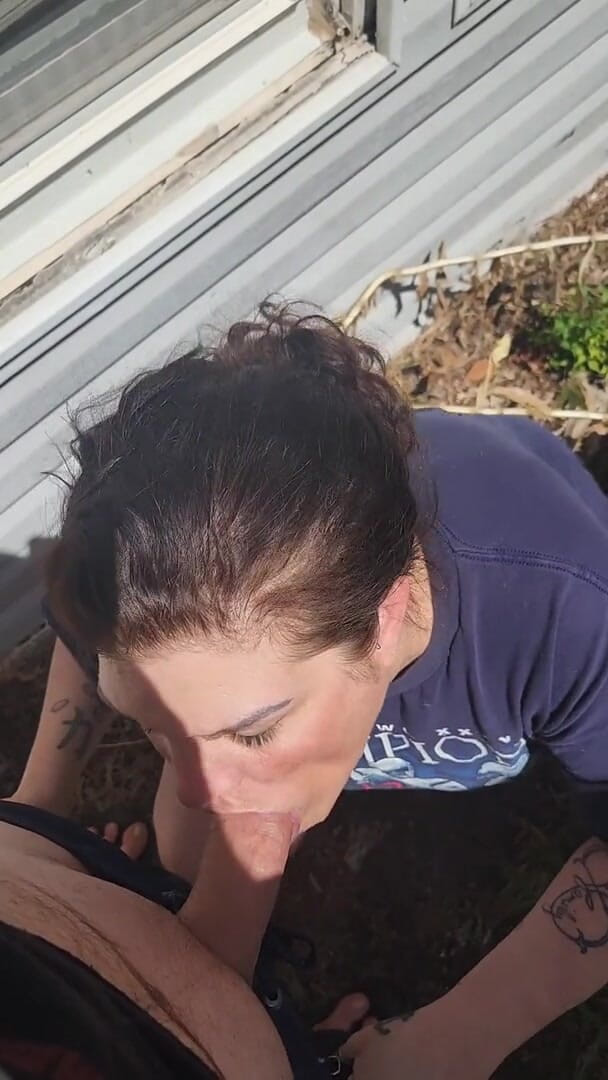 Lola Mur: Sneaky road head