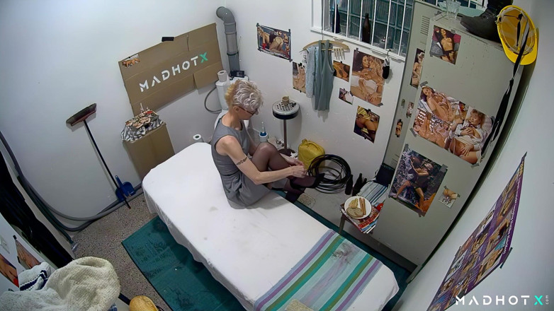 Madhot X: This Stepmom Obviously Needs a Firm Hand
