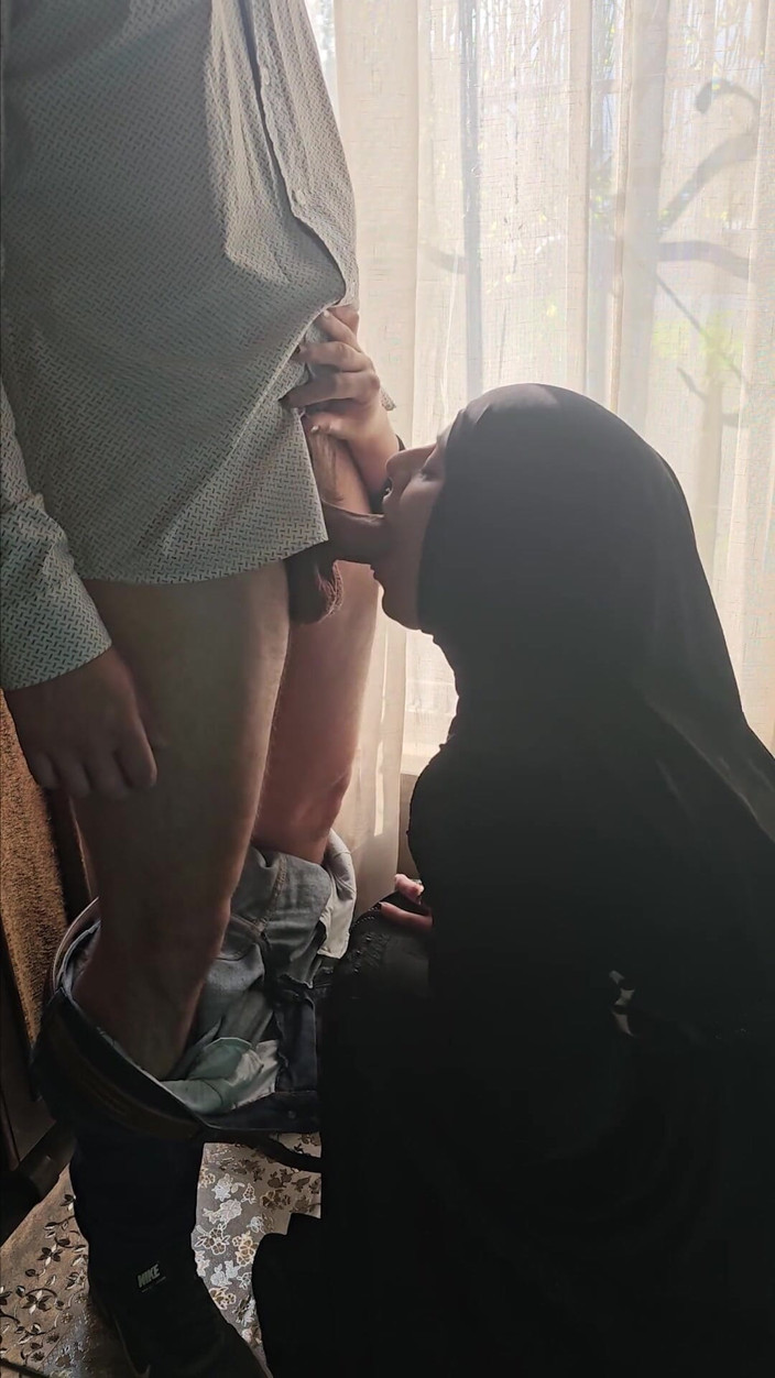 MiaNIqab: 15. klasické kouření po práci arabská manželka Mia Niqab