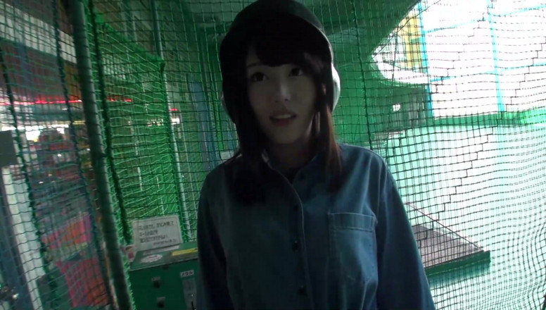 EAGLE Global: Mao Hamasaki in Training to Become an Exhibitionist