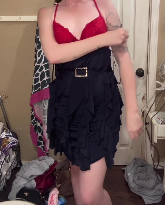 Kali Reign: Kali Reign - 섹시한 드레스 - Haul 1부에서 시도해보세요