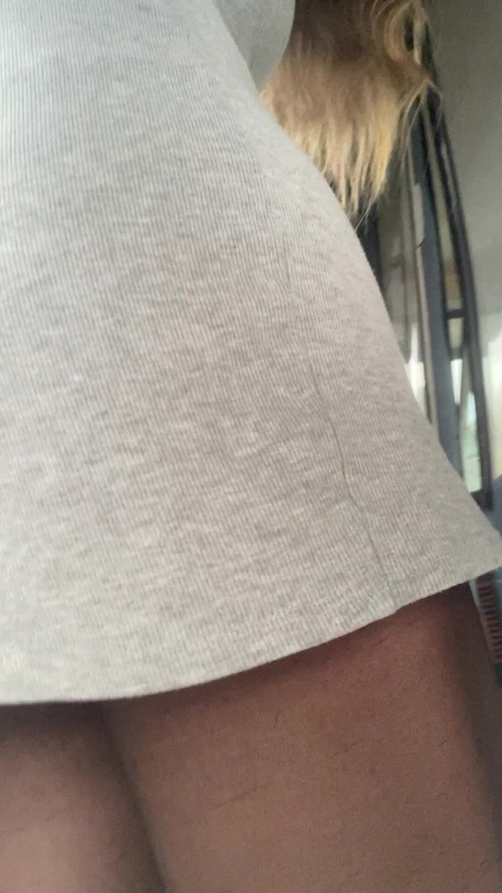 Sonitchka: Kencing Dengan Vagina Silikon