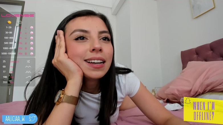 Cute Alice: śliczna Alice Wiggles Jej Zwiotczałe, Blade, goły tyłek do kamery;...