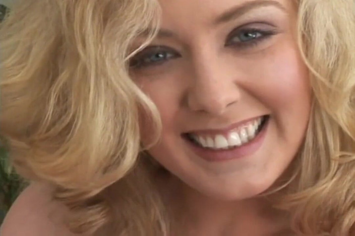 Pov Atack: Blonde slut squirting and loving anal