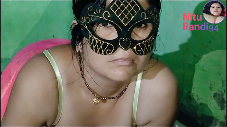 NituRandi94: Tamil bhabhi ke sath posa badal kar chudai