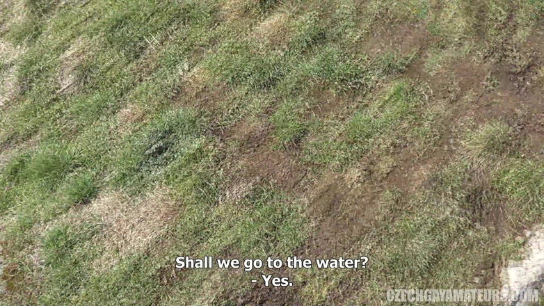 Czech Gay Amateurs: चेक समलैंगिक शौकिया 2 बैकसीट मुख-मैथुन और पेट शॉट्स