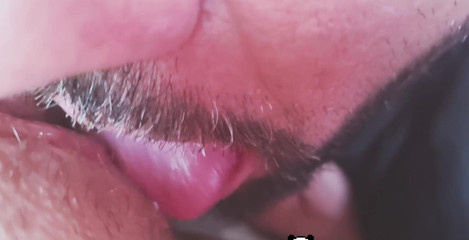 Radio Porno Panda: Câteodată mă murdăresc. Da, dar știai deja asta.