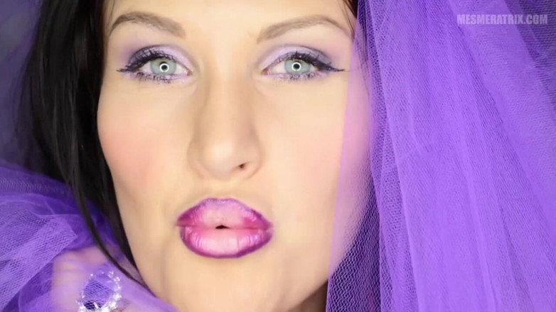Lady Mesmeratrix Official: Dont open your eyes