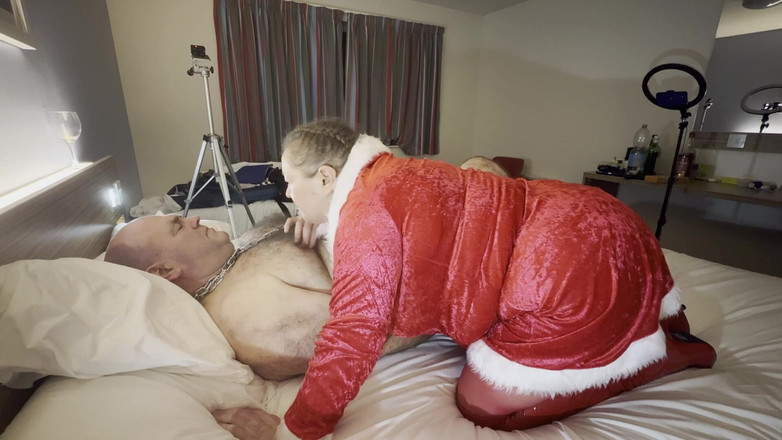 Aaexperiencesltd: Parte 1: - ¡la Señora Kinksmas le da a Booboo una buena follada...