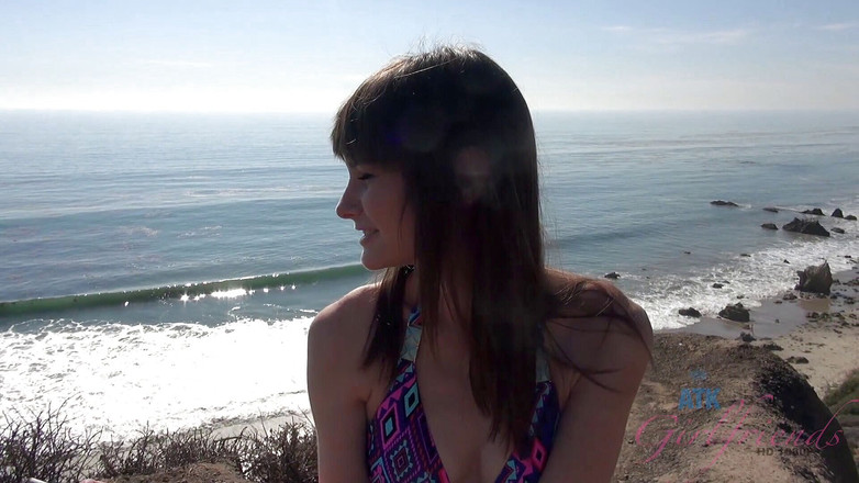 ATK Girlfriends: 흑형 대물 에 따먹히는 금발 밀프