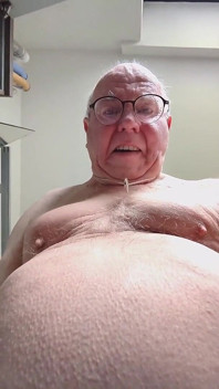 Pissing and Asshole From Below