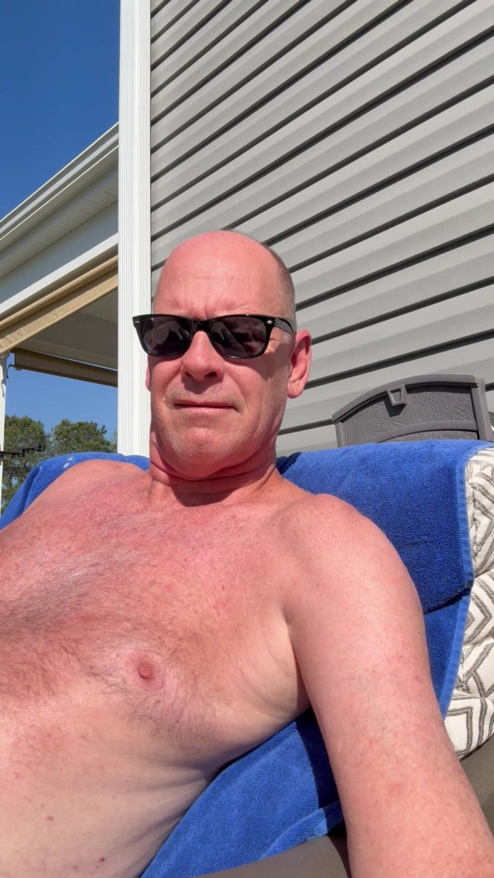 ProfessorPaul: Naughty Daddy Jerks Outside