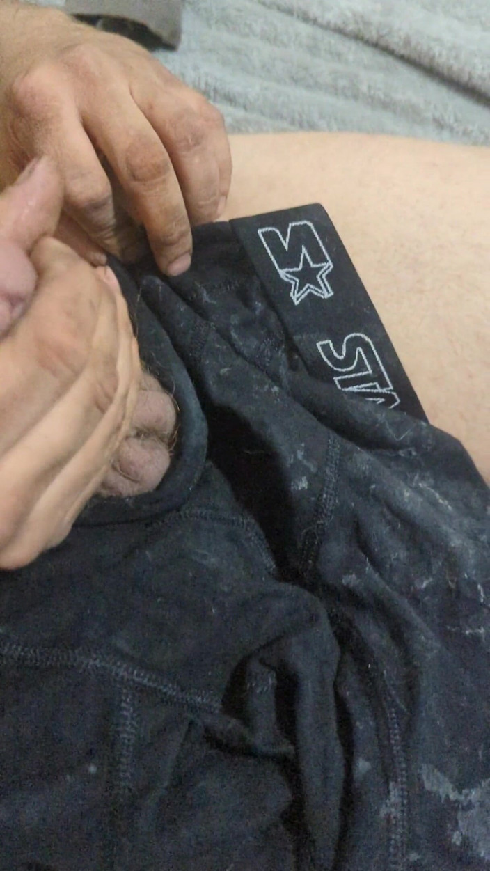 Gayexhibitionist: Gay jerking